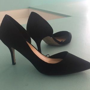 EXPRESS - Black Faux Suede Heel